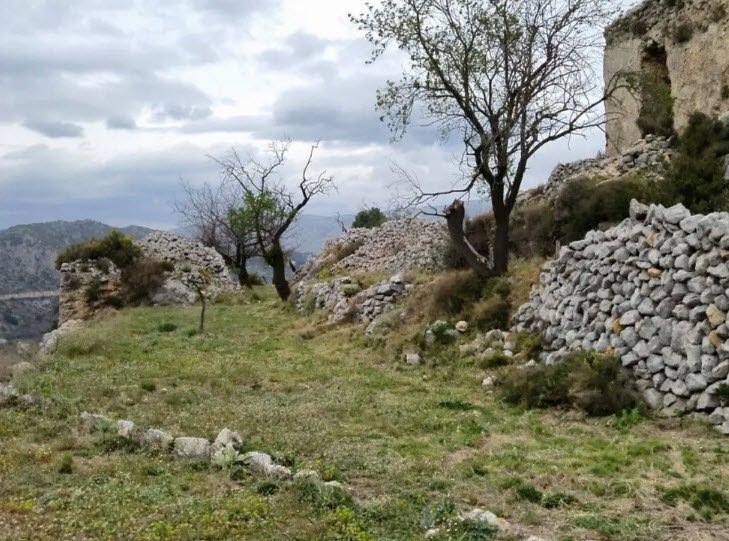 Castell de Tàrbena (Sa caseta des moros), Spain